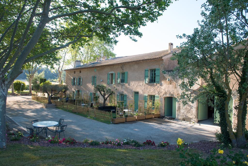 Hotel Le Relais De Pigasse Ouveillan Exterior foto